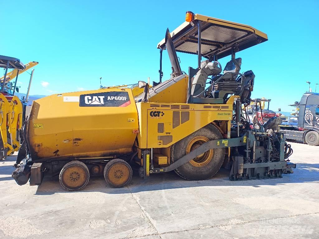 CAT AP 600F Finisseur