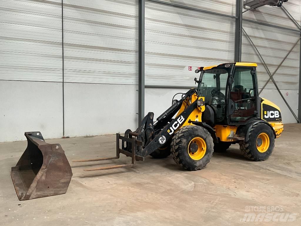 JCB 406 B Chargeuse sur pneus