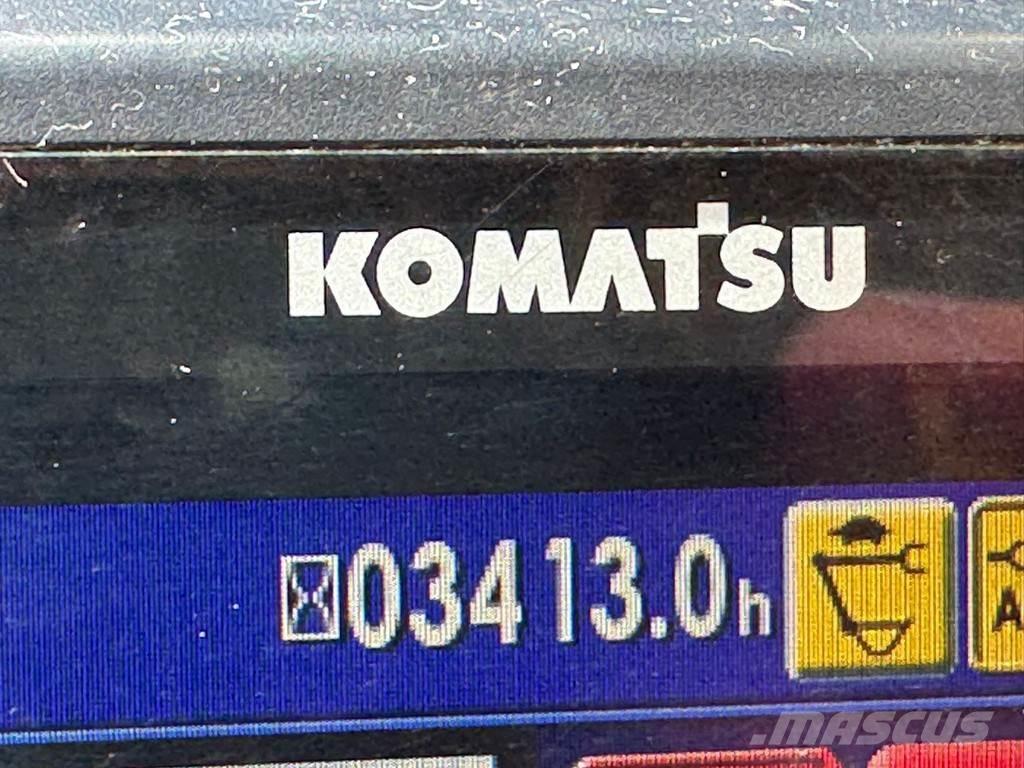 Komatsu PW180-11 Pelle sur pneus