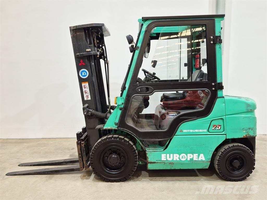 Mitsubishi FD25NT Chariots diesel