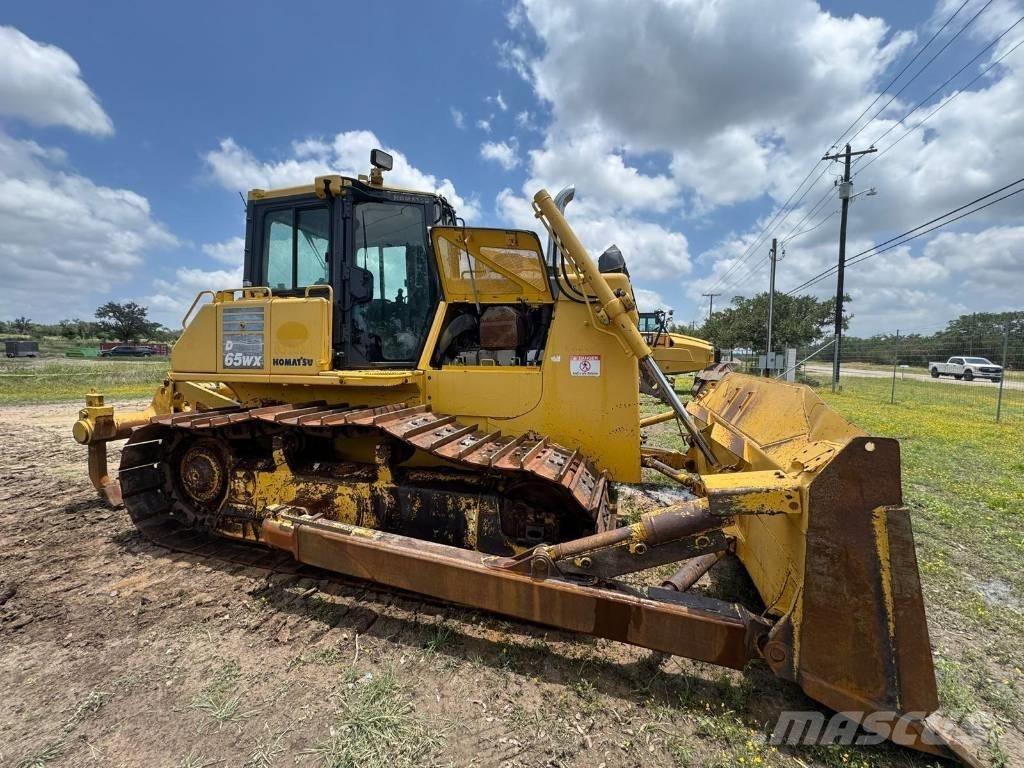 Komatsu D65WX-17 Bouteurs sur chenilles