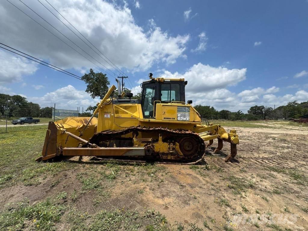 Komatsu D65WX-17 Bouteurs sur chenilles