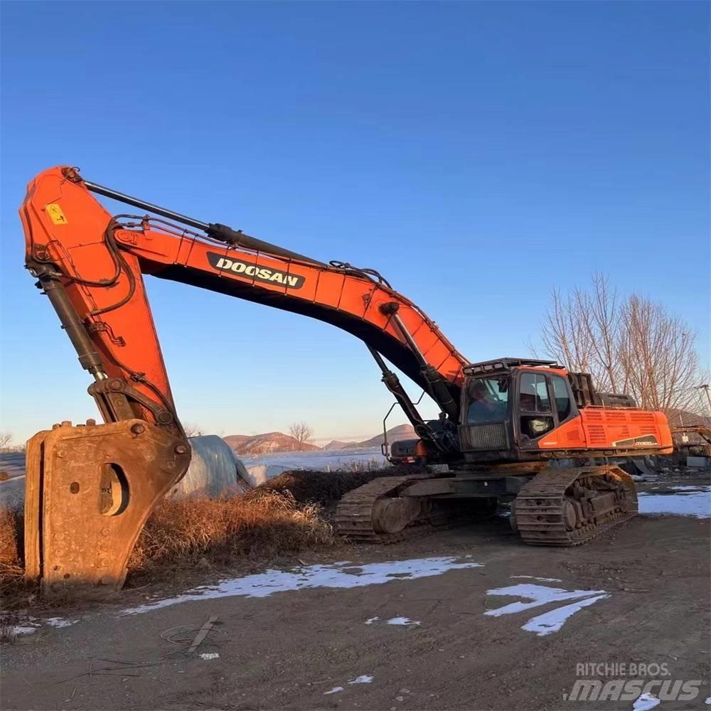 Doosan DX150LC-9C Pelle sur chenilles