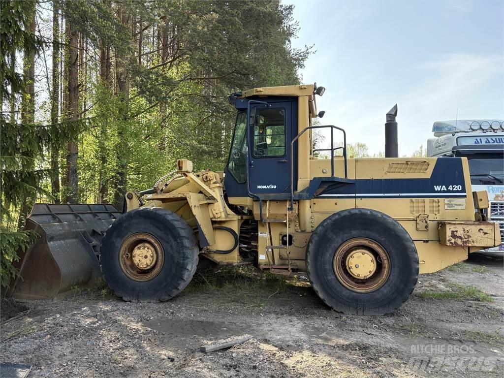 Komatsu WA420-1 Chargeuse sur pneus