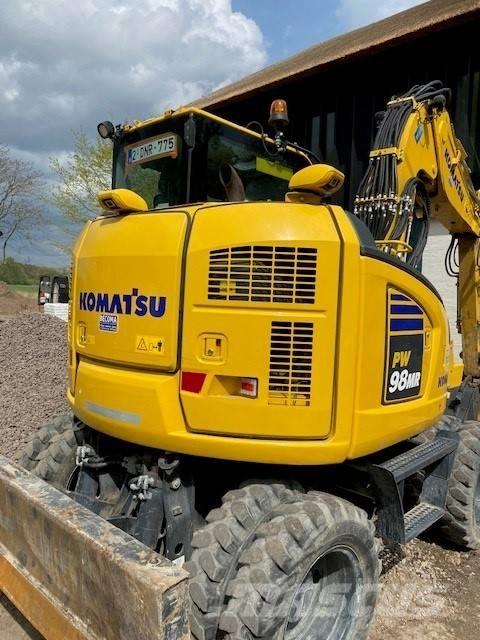 Komatsu PW 98 MR-11 Pelle sur pneus