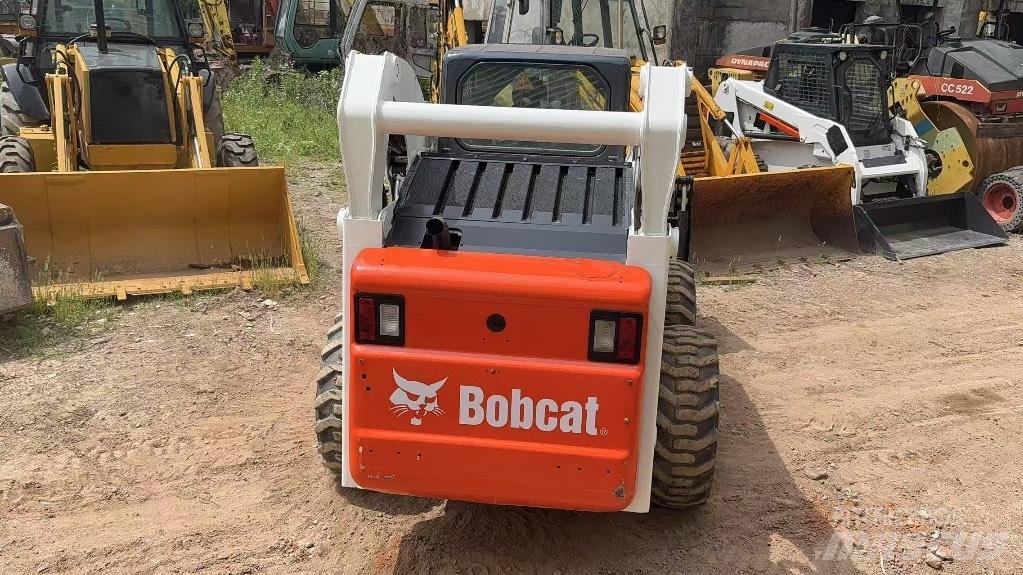 Bobcat S 300 Chargeuse compacte