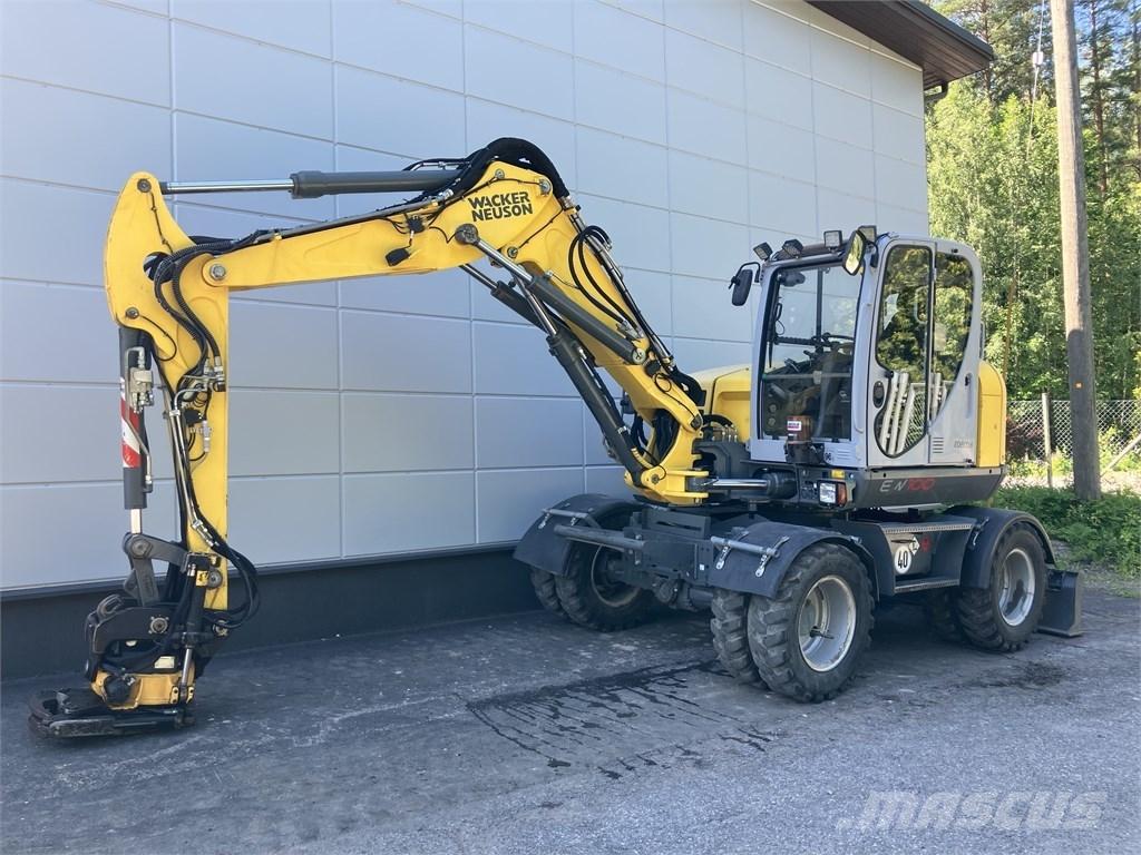 Wacker Neuson EW 100 Pelle sur pneus
