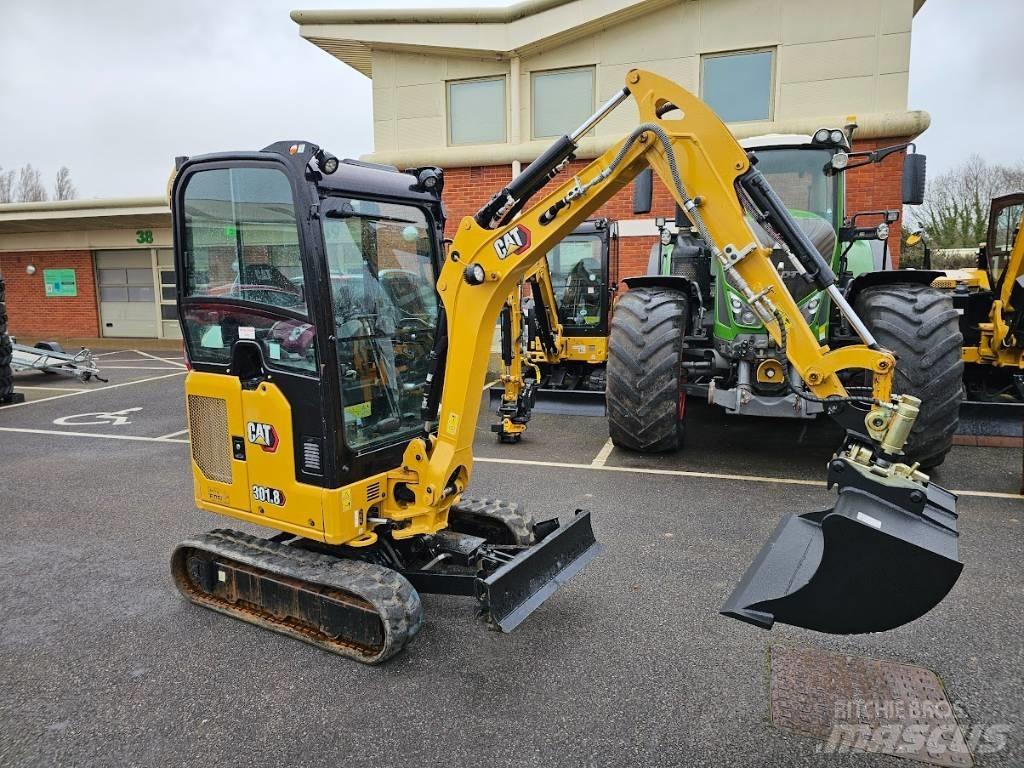 CAT 301.8 Mini pelle < 7t