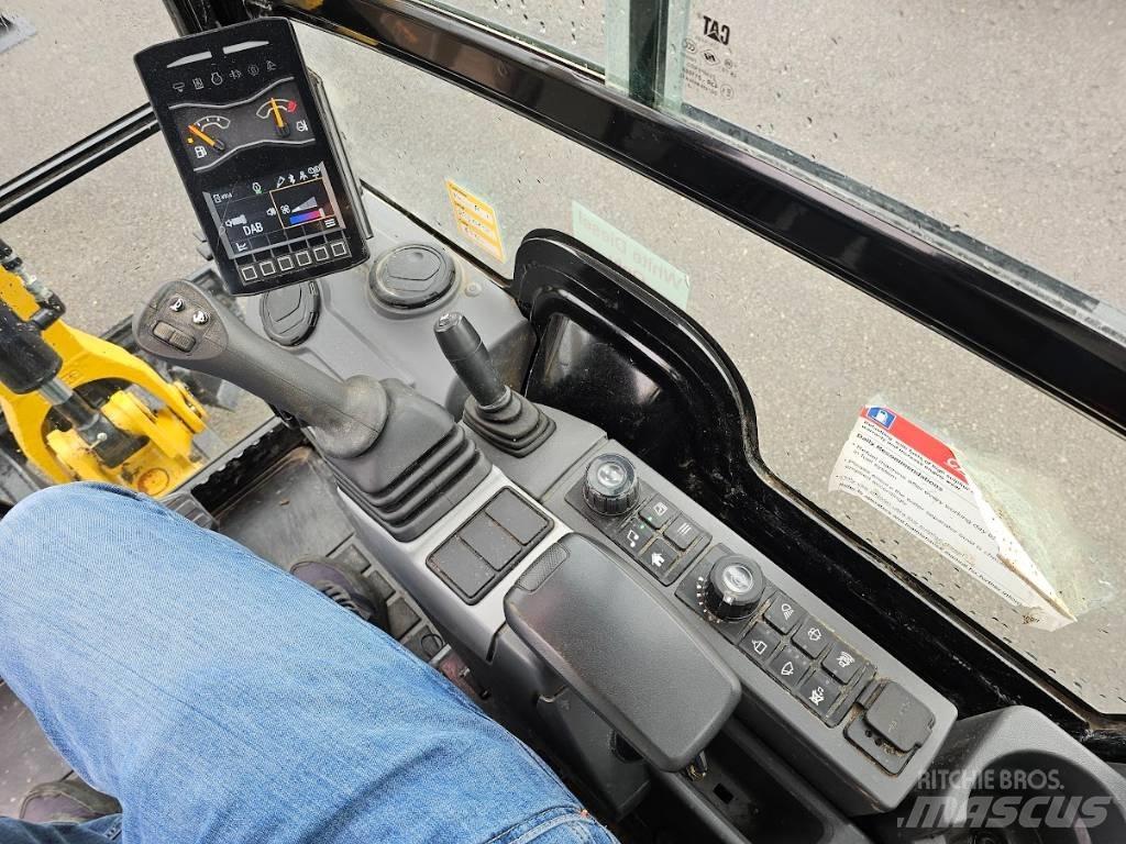 CAT 301.8 Mini pelle < 7t