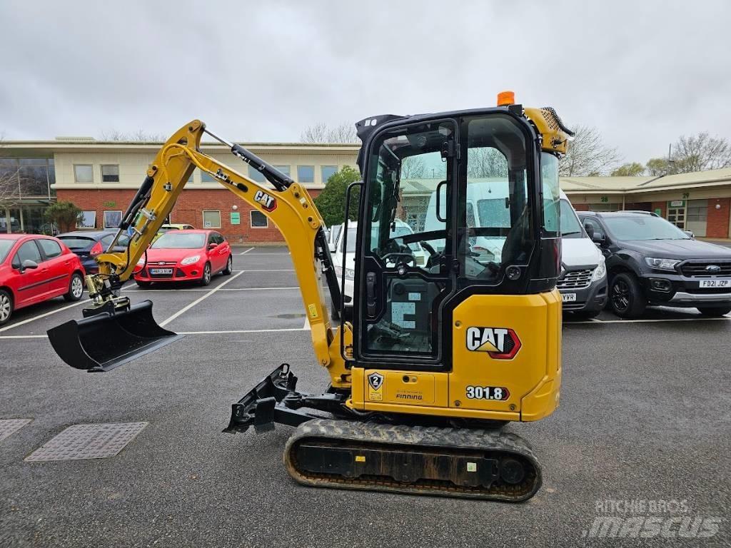 CAT 301.8 Mini pelle < 7t
