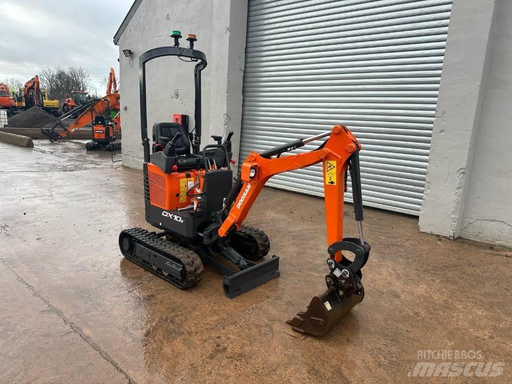 Doosan DX 10 Z Mini pelle < 7t