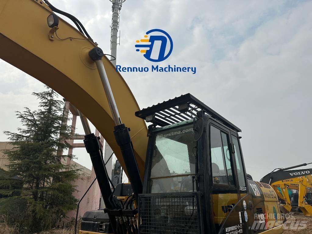 CAT 329D Pelle sur chenilles