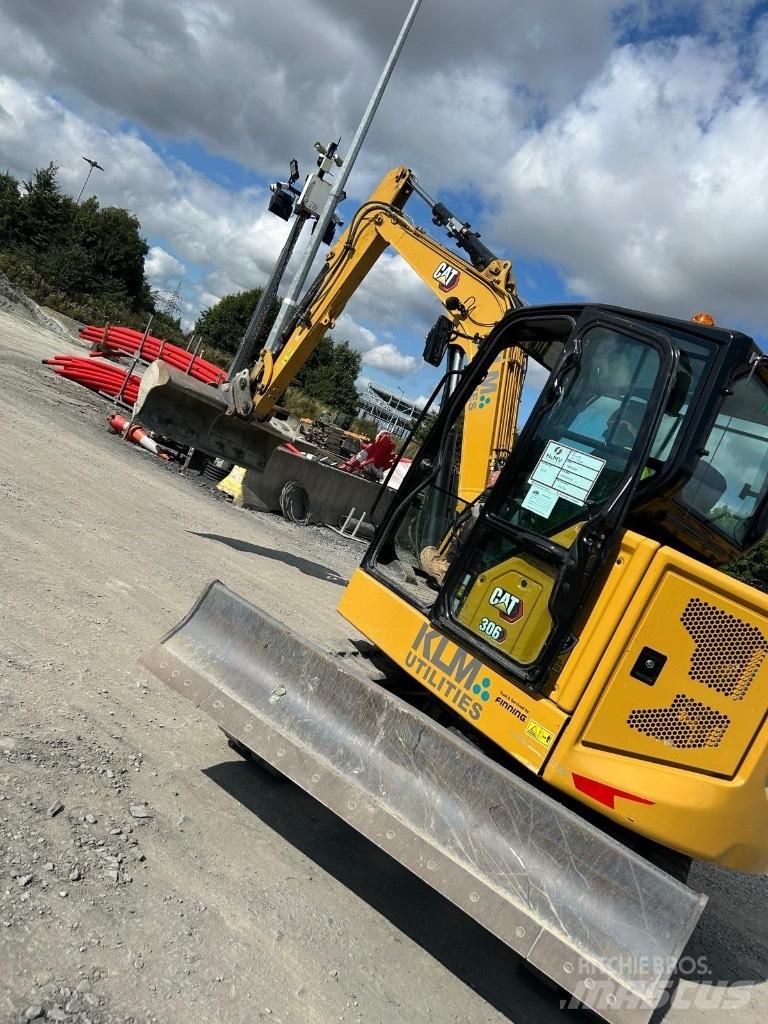 CAT 306 CR Mini pelle < 7t