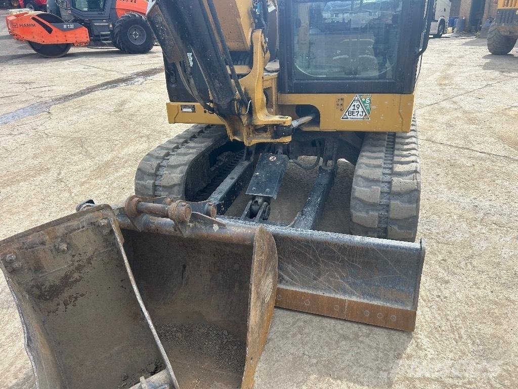 CAT 306 CR Mini pelle < 7t