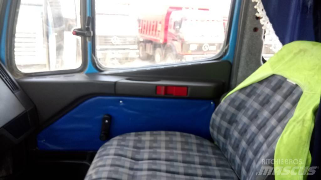 Mercedes-Benz 3535 Camion benne