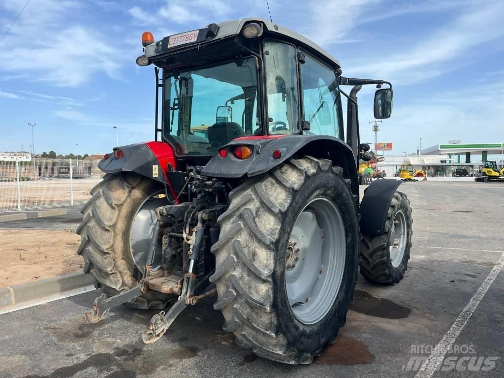 Massey Ferguson 5711 Tracteur