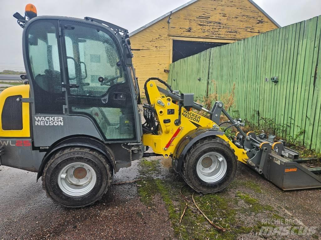 Wacker Neuson WL 25 Chargeuse sur pneus
