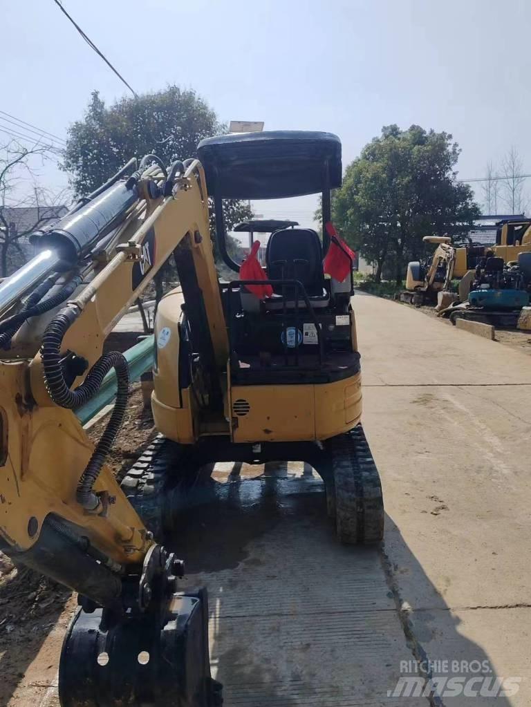 CAT 303 C SR Pelle sur chenilles