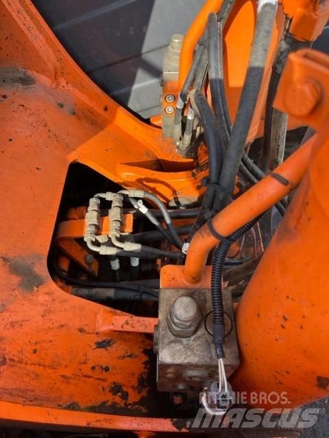 Doosan DX 140 LC Pelle sur chenilles