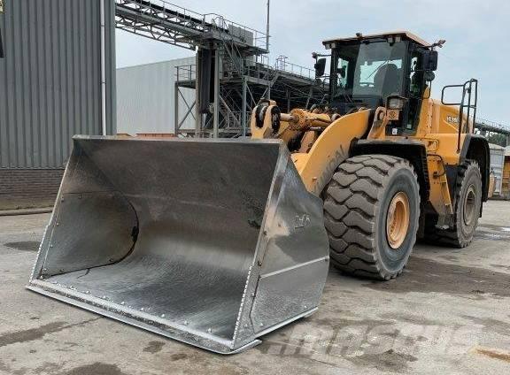 Hyundai HL 980 Chargeuse sur pneus