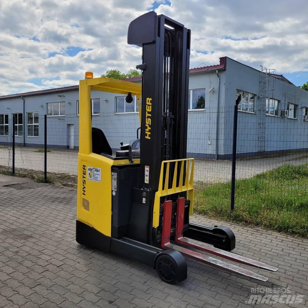 Hyster R 1.4 Chariot à mât rétractable