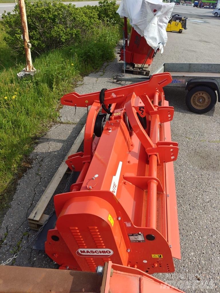 Maschio Bisonte 300 Broyeur / Gyrobroyeur / Epareuse