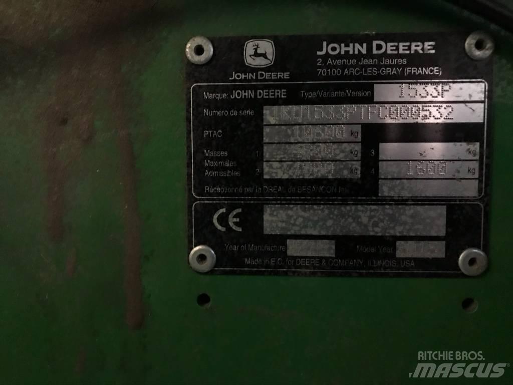 John Deere L 1533P Presse cubique