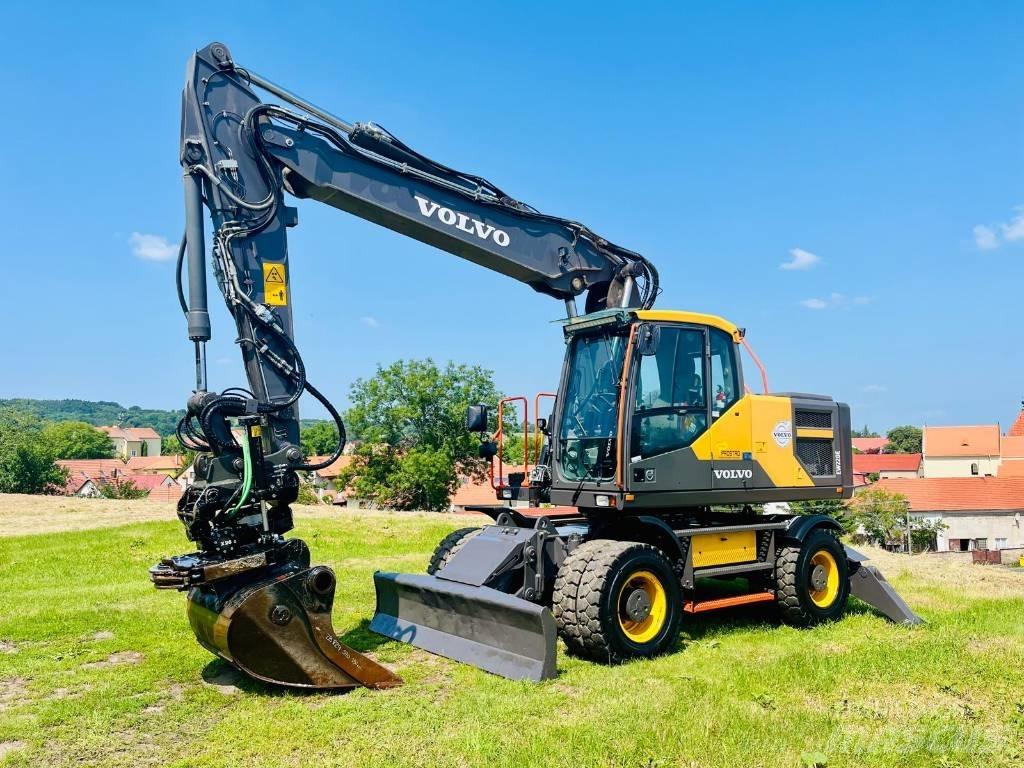 Volvo EW 220 E Pelle sur pneus