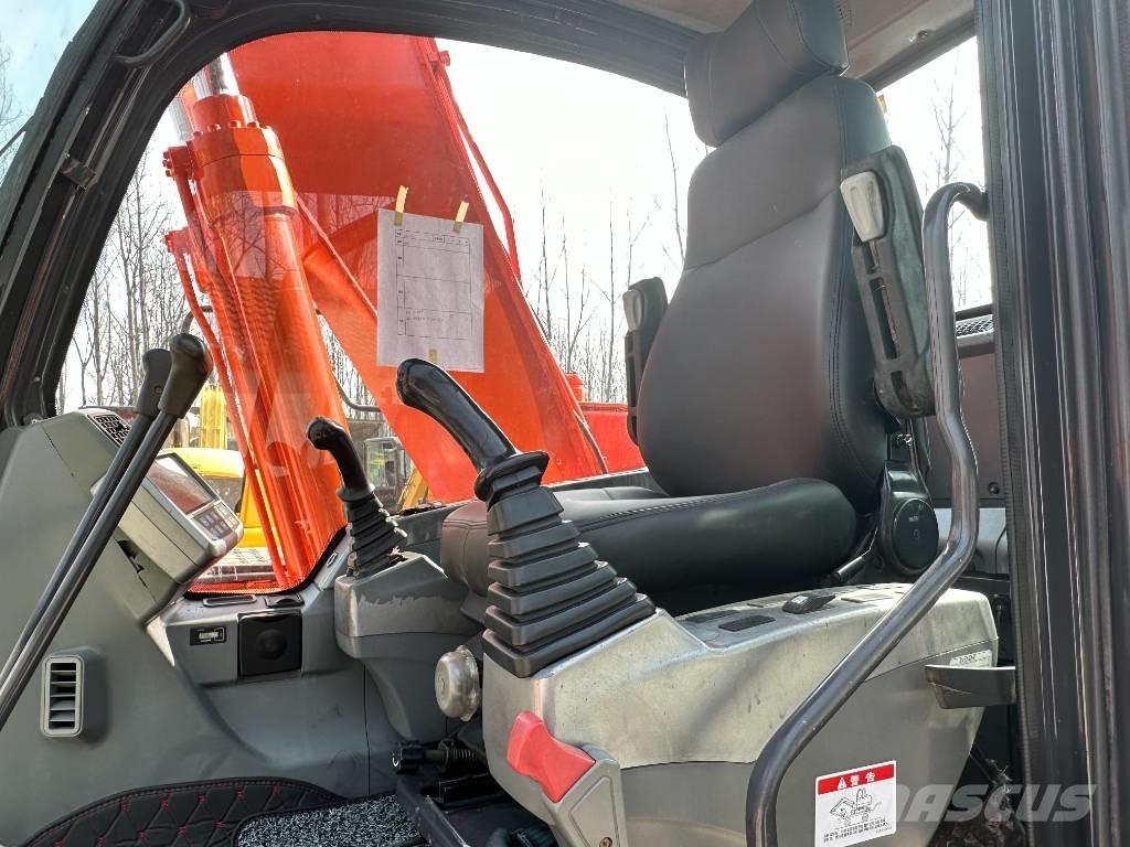 Doosan DX160LC Pelle sur chenilles