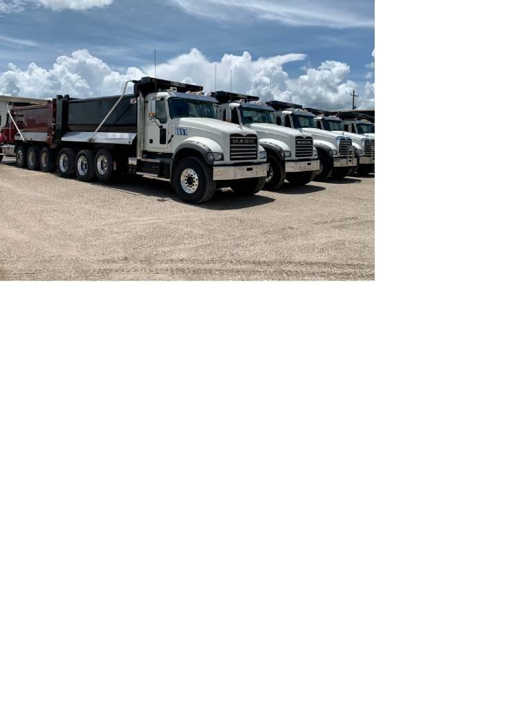 Mack Tri Axle Dump Camion benne