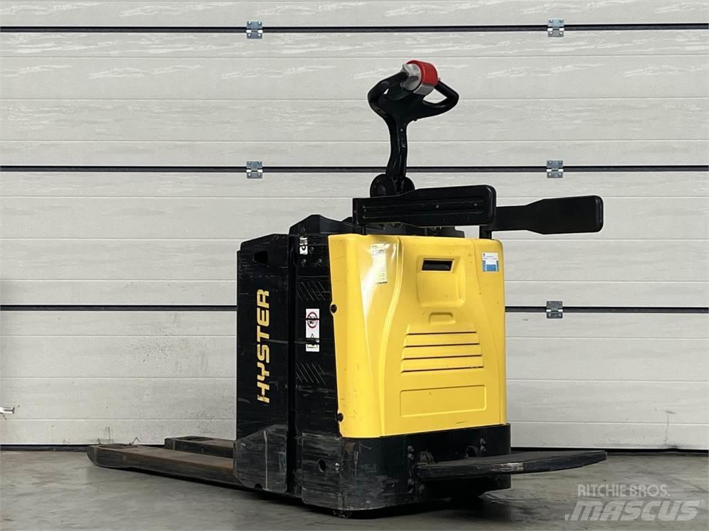 Hyster P2.0S Transpalette accompagnant