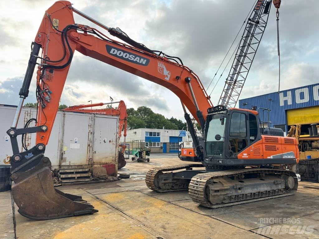 Doosan DX 300 LC-5 Pelle sur chenilles