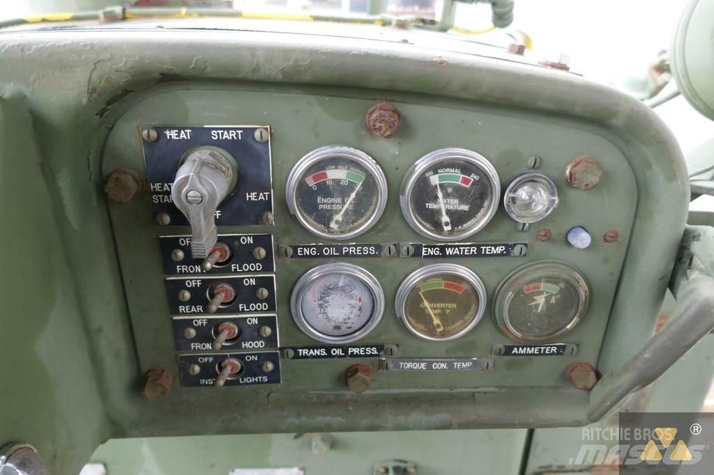CAT D7F Ex-army Bouteurs sur chenilles