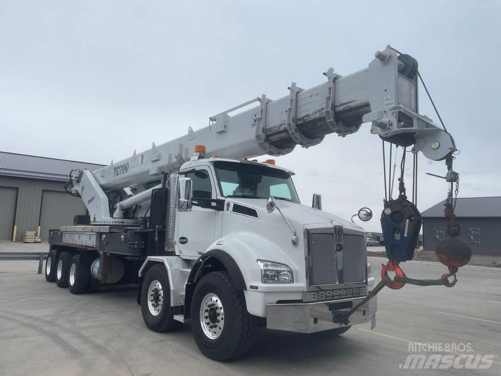 Manitex TC 700 Camion plateau ridelle avec grue