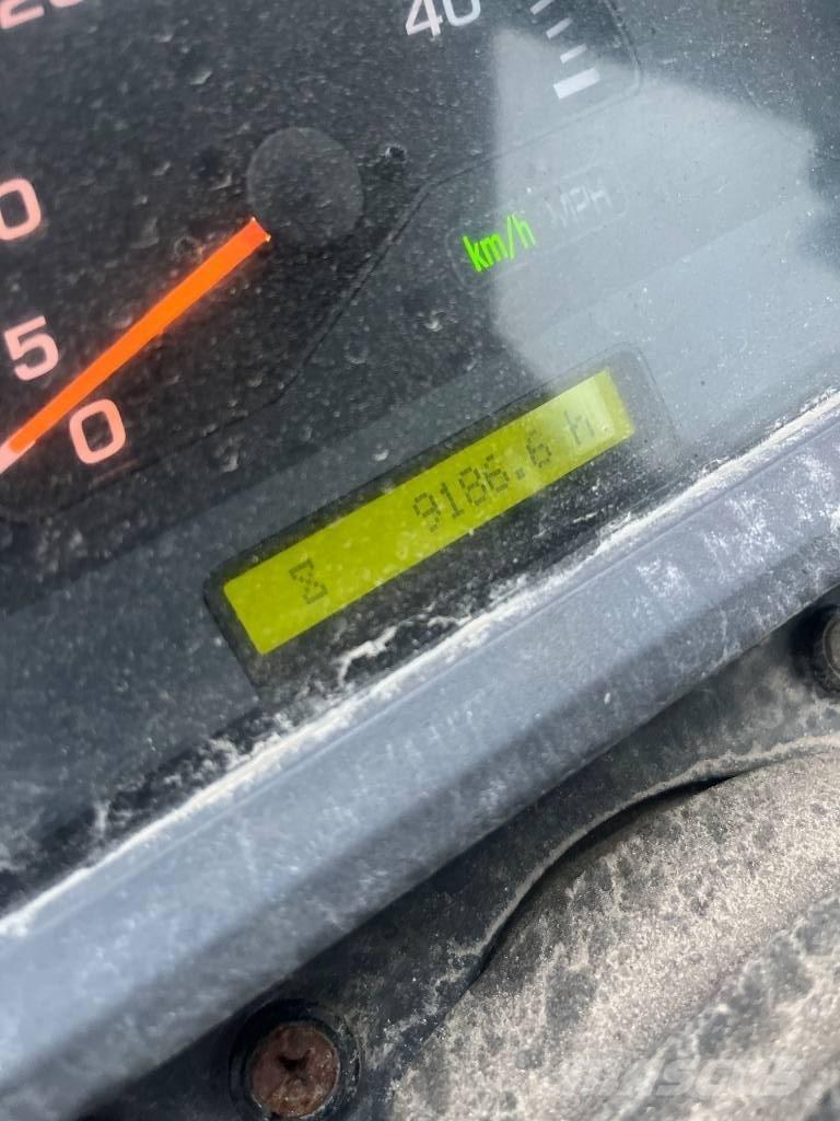 Komatsu WA 250 PZ-5 Chargeuse sur pneus