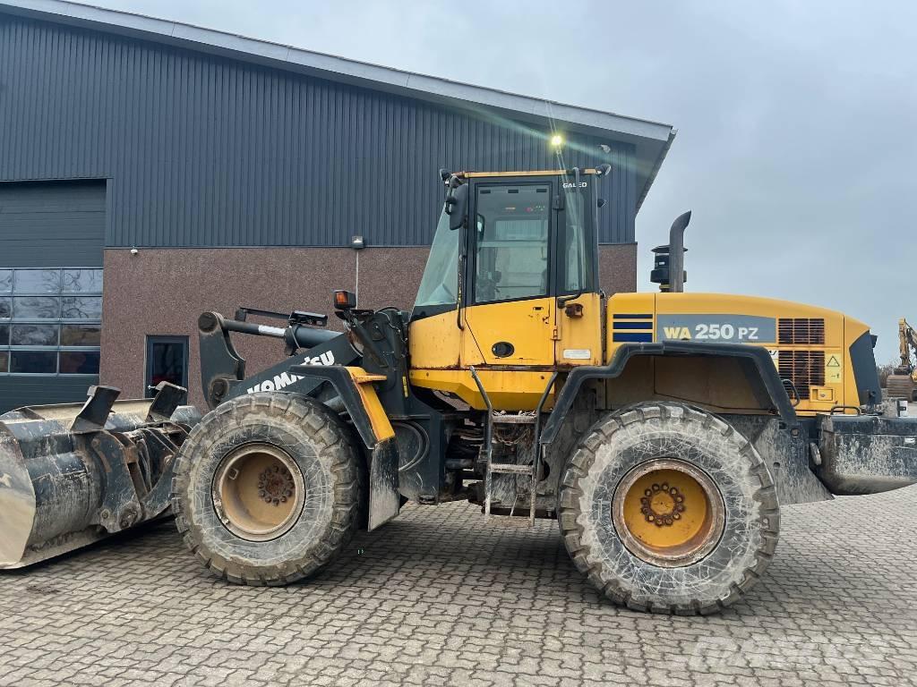 Komatsu WA 250 PZ-5 Chargeuse sur pneus