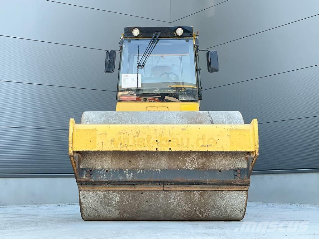 Bomag BW 213 D H-4 Rouleaux monocylindre