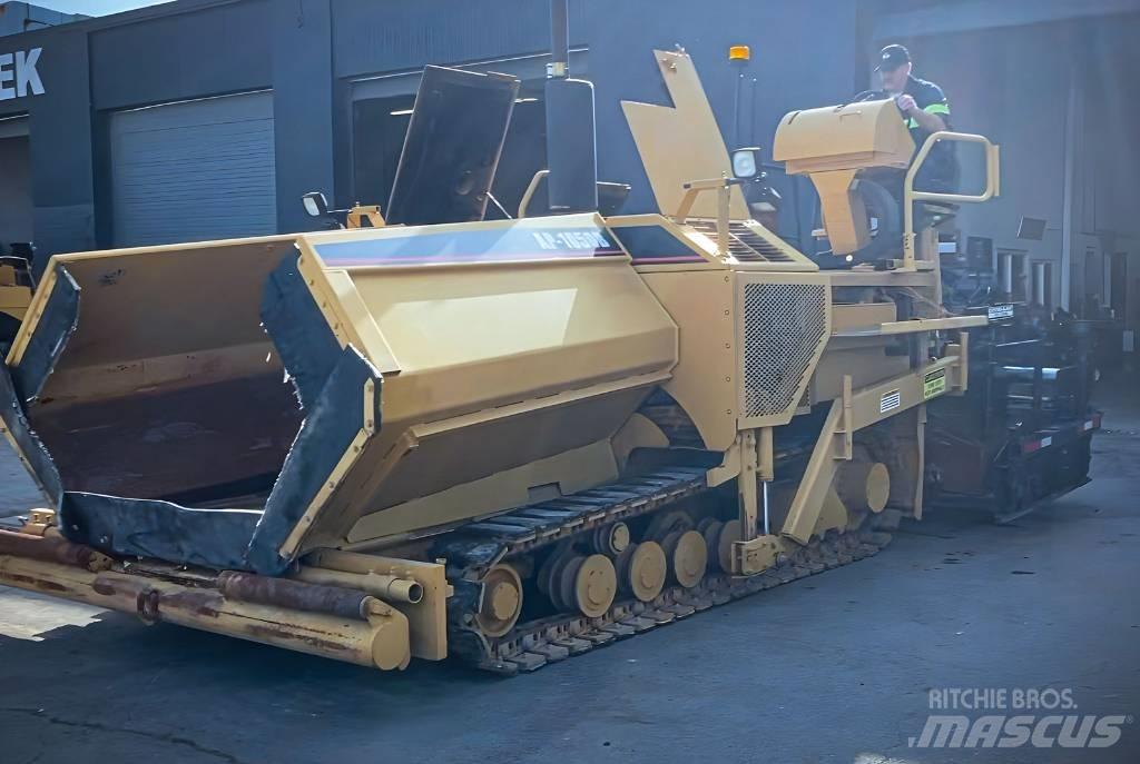 CAT AP 1050 B Finisseur