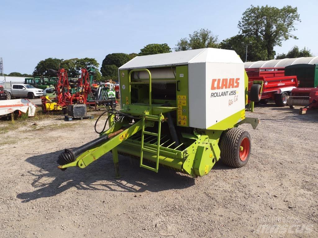 CLAAS Rollant 255 RC Presse à balle ronde