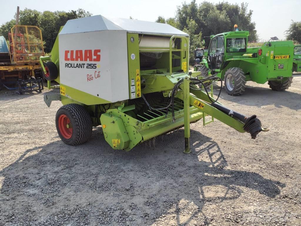 CLAAS Rollant 255 RC Presse à balle ronde