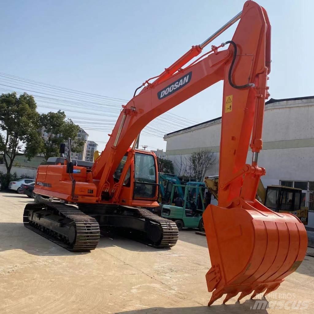 Doosan DX 300 Pelle sur chenilles