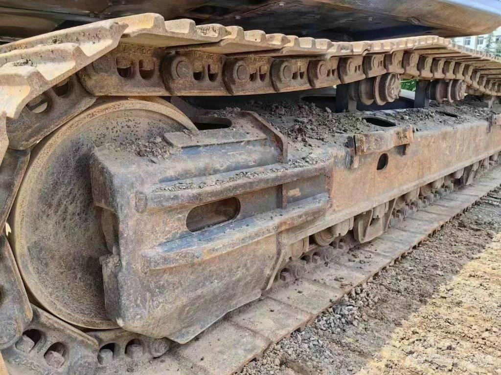 Doosan DX 300 Pelle sur chenilles