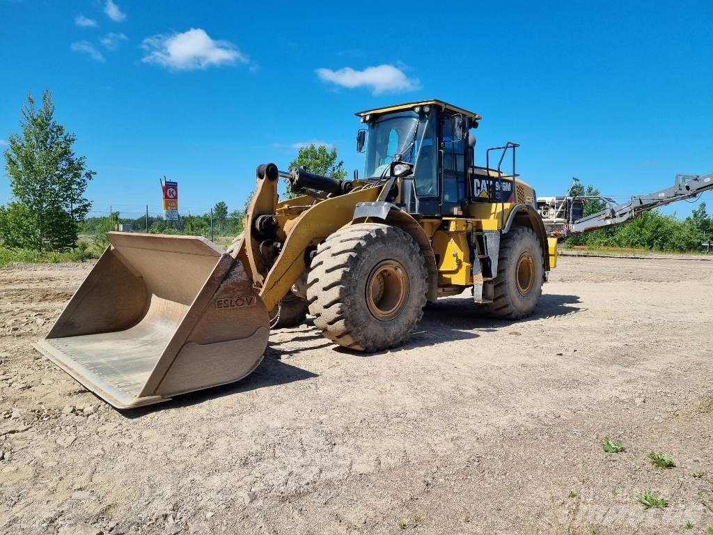 CAT 966 M Chargeuse sur pneus