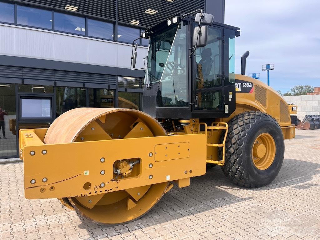 CAT CS 66 B Rouleaux monocylindre