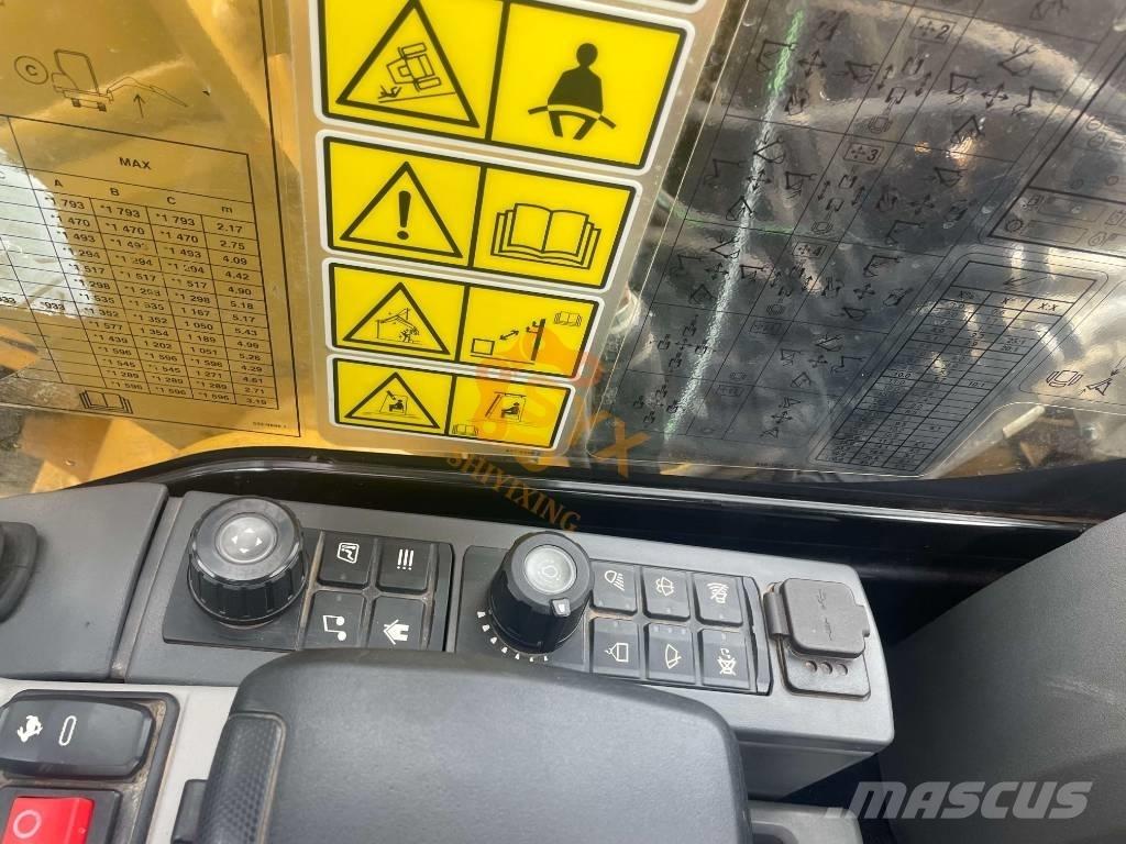 CAT 307.5 NEXT GEN Pelle sur chenilles