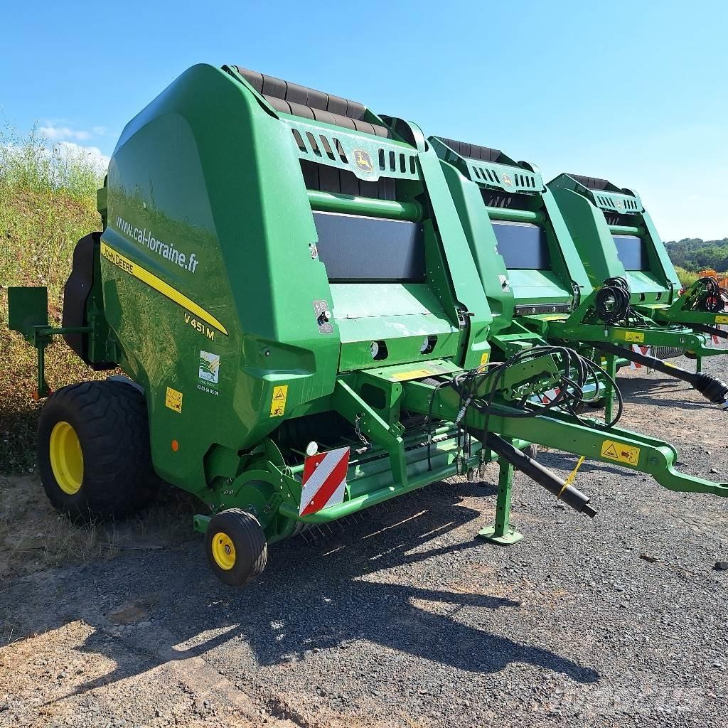 John Deere V 451 M Presse à balle ronde
