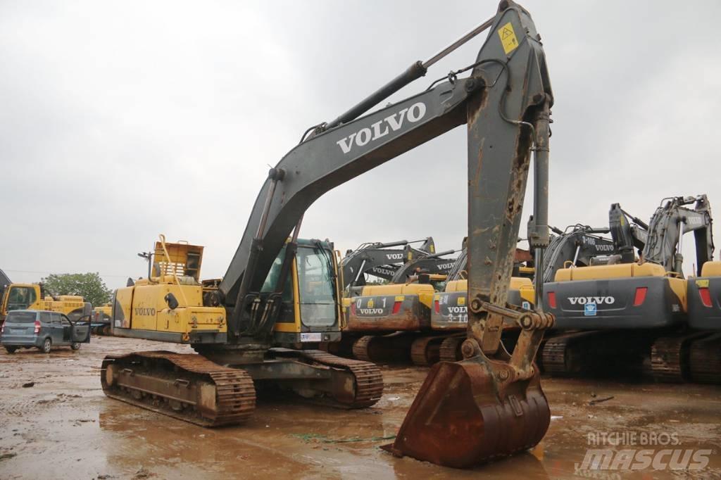 Volvo EC290 Pelle sur chenilles