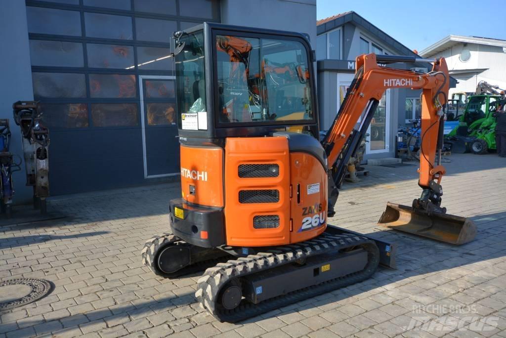 Hitachi ZX 26 U-6 Mini pelle < 7t