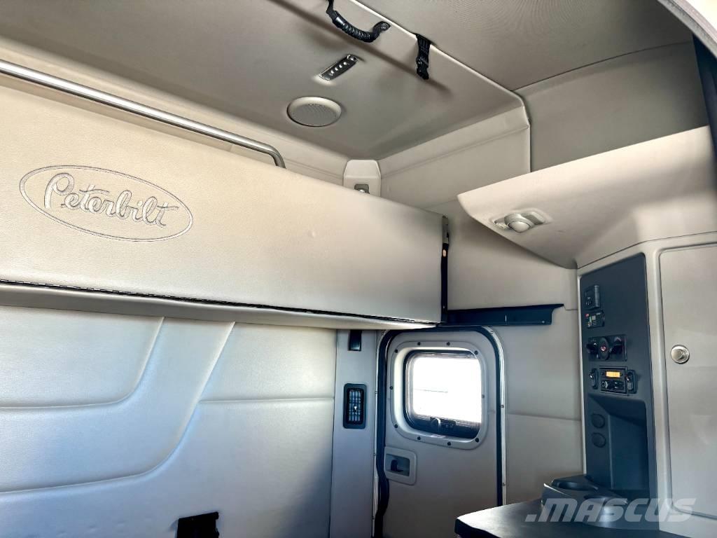 Peterbilt 567 Tracteur routier