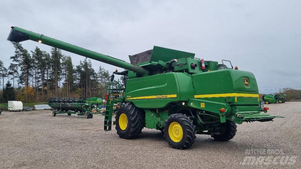 John Deere T670i Moissonneuse batteuse